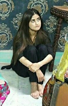 sajal ali feet 6