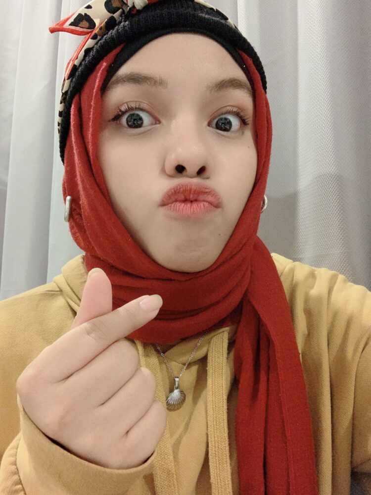 sajidah halilintar feet 5