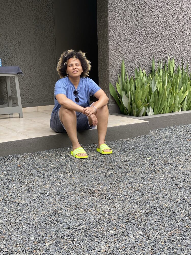 salama zalhata jabir feet 2