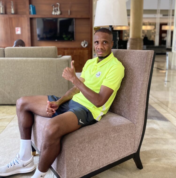 salama zalhata jabir feet 5