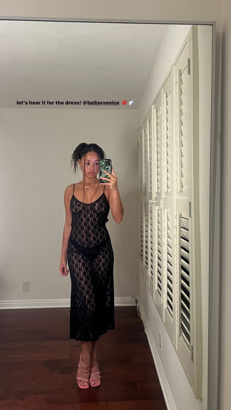 salem mitchell feet 3