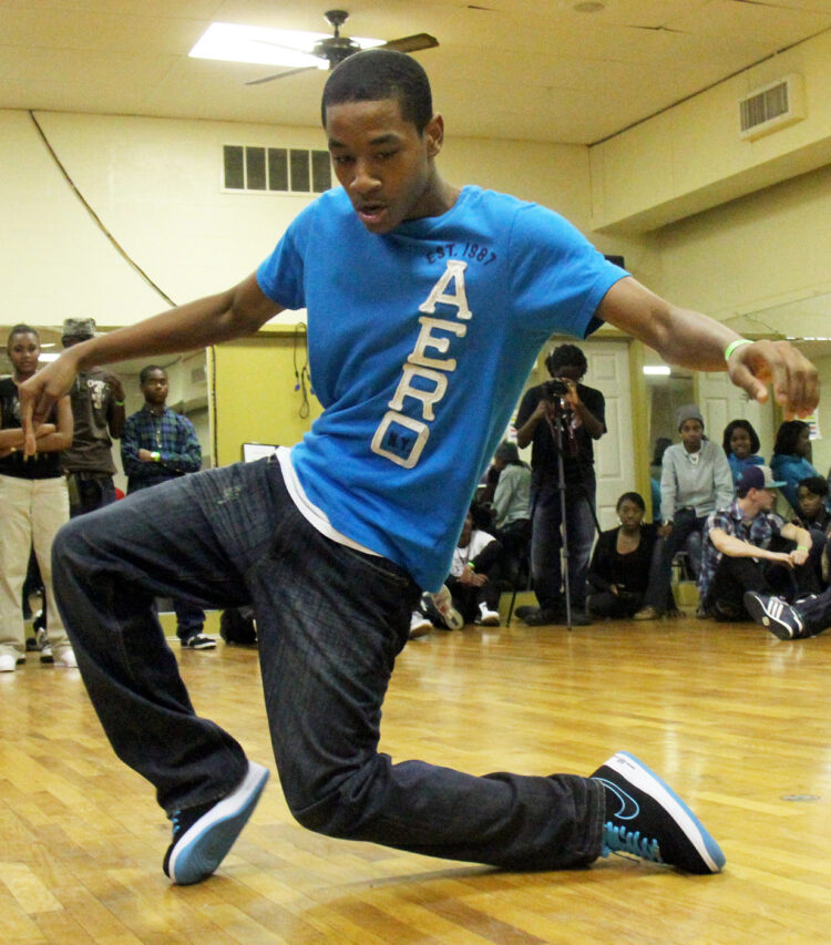 salemah gabriel feet 1