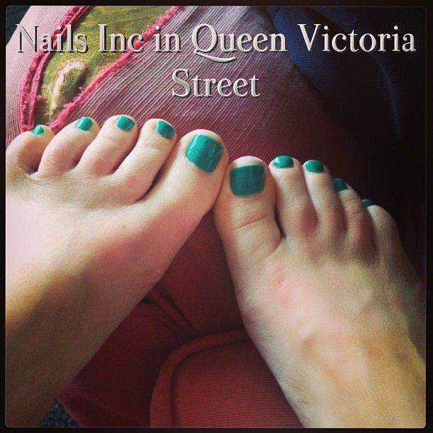 sali hughes feet