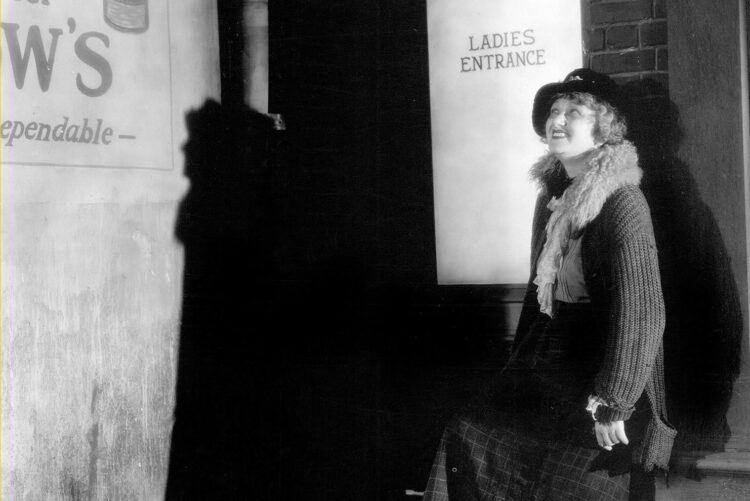 salka viertel feet 2