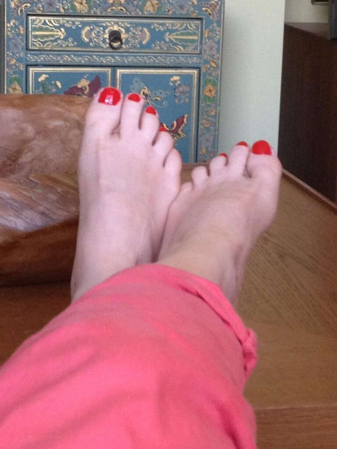 sally carman feet 6
