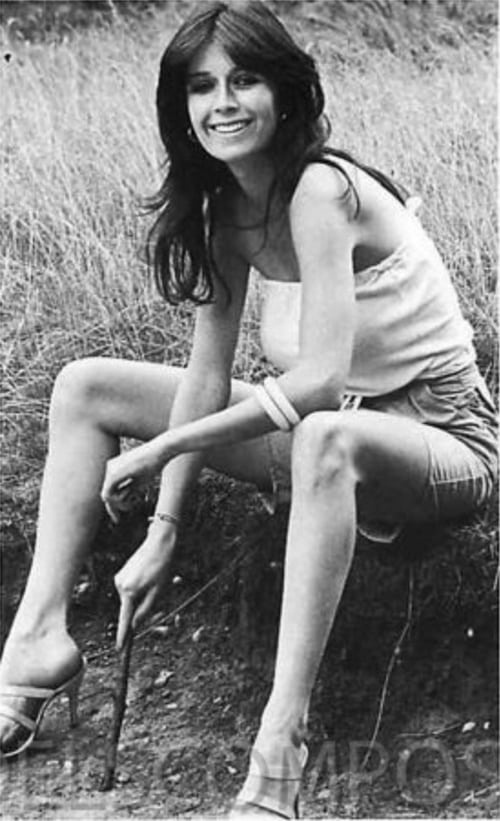 sally geeson feet 5