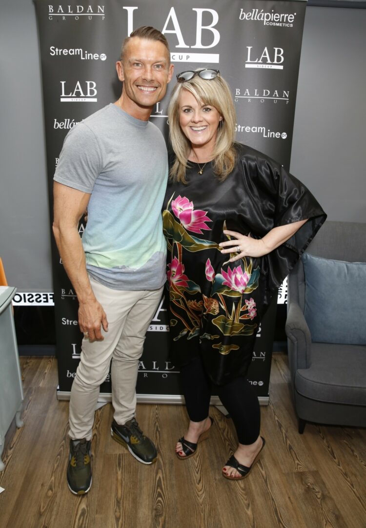 sally lindsay feet 4