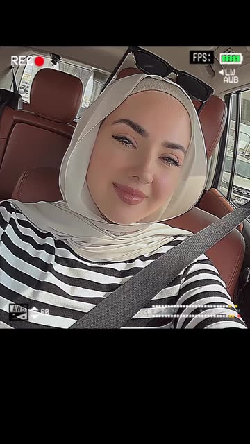 sally serdaneh feet 4