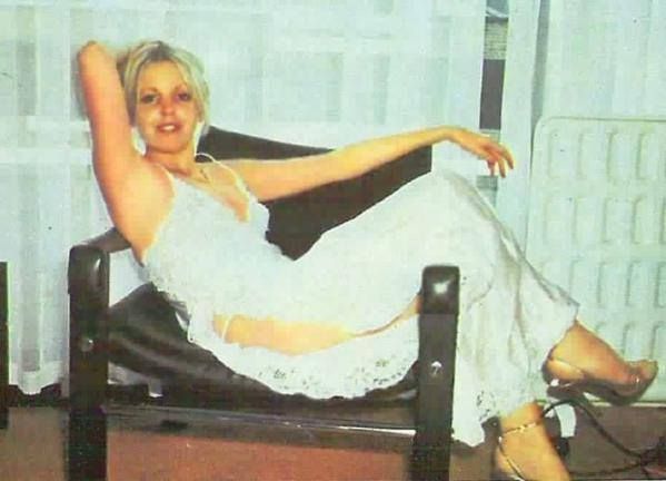 sally thomsett feet 2