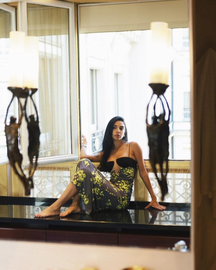 salma abu deif feet 5