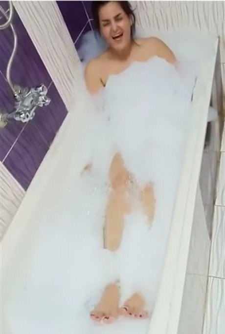 salma almasri feet 3