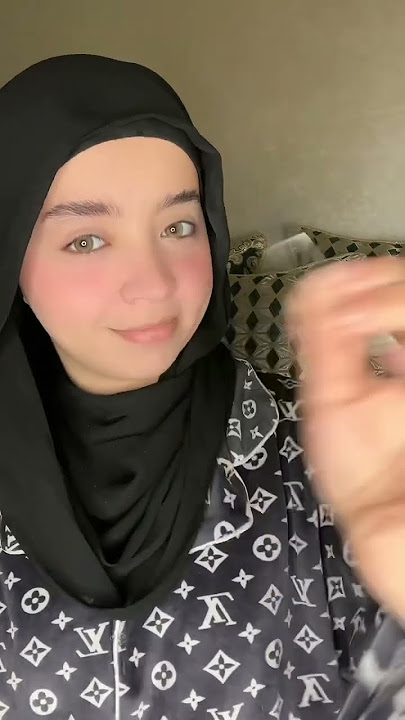 salmita corita feet 5