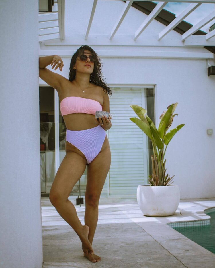 saloni chopra feet 6