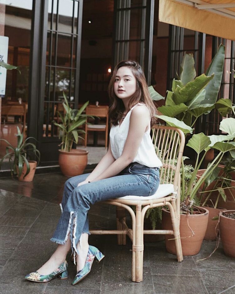 salshabilla adriani feet 5