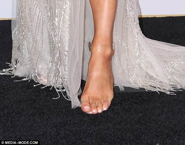 sam frost feet 3