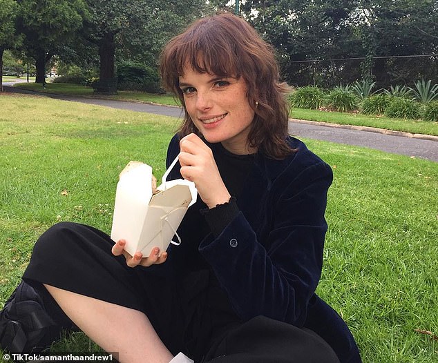 samantha andrew feet 5