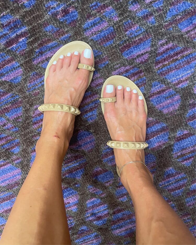 samantha belbel feet