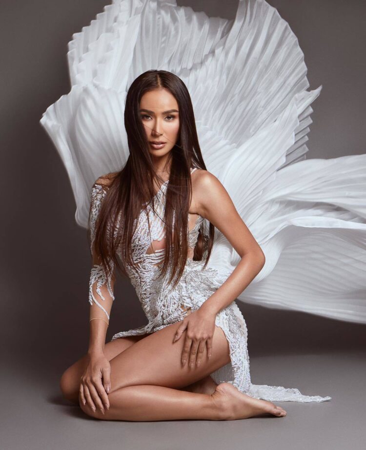 samantha bernardo feet 4