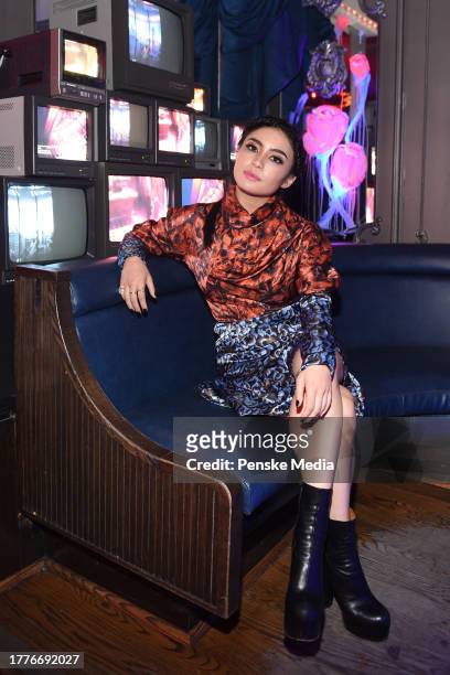 samantha duenas feet 3