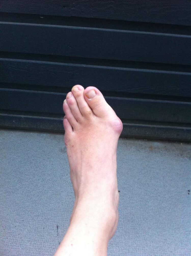 samantha ferris feet 1