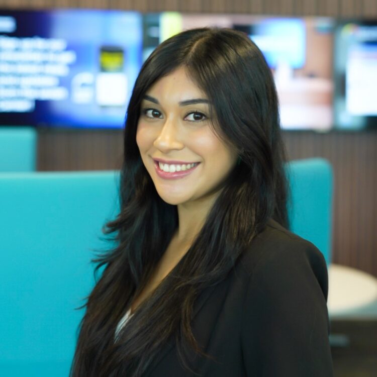 samantha gonzalez feet 3