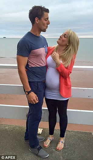 samantha harvey feet 2