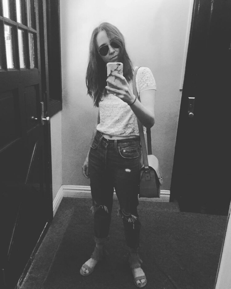 samantha hill feet 5