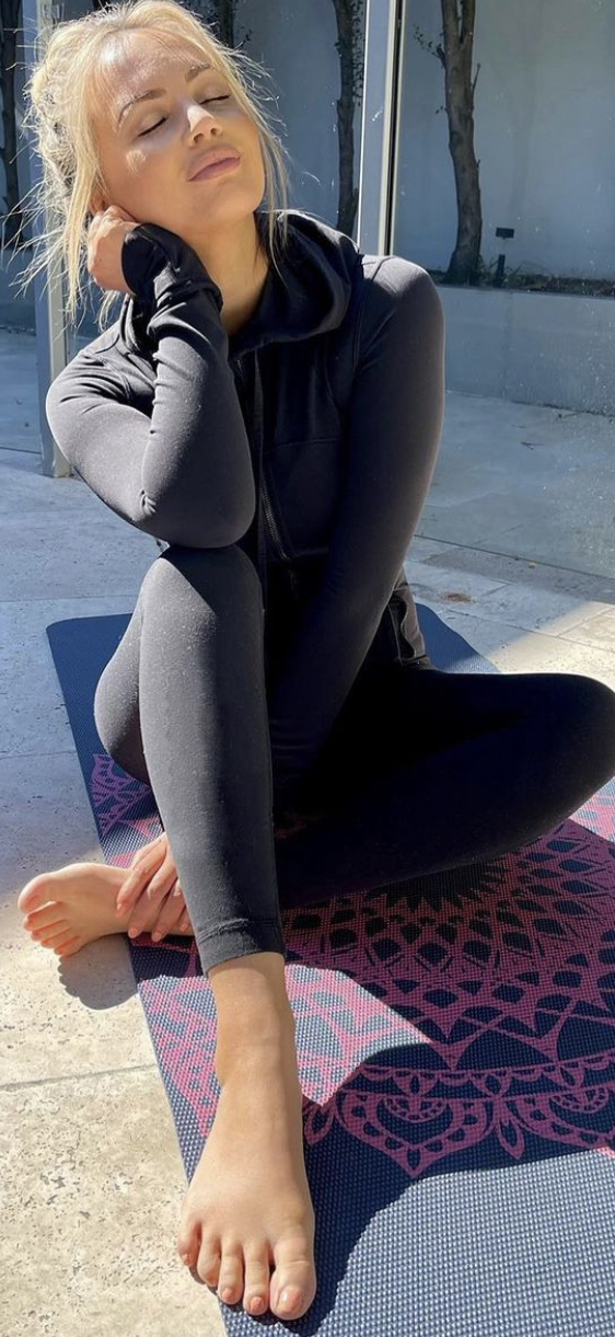 samantha jade feet 1