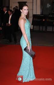 samantha lewes feet 3