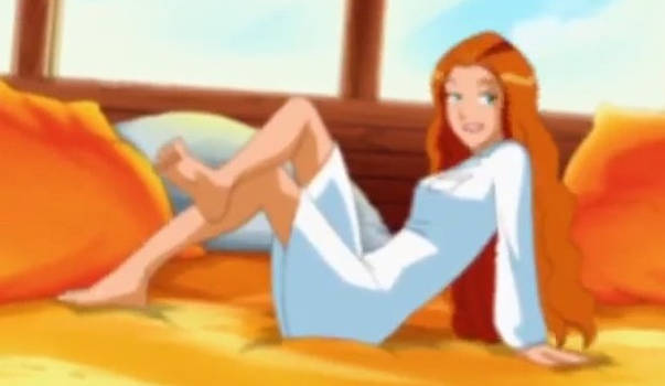 samantha macabre feet 3