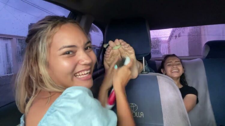 samantha maria feet 5