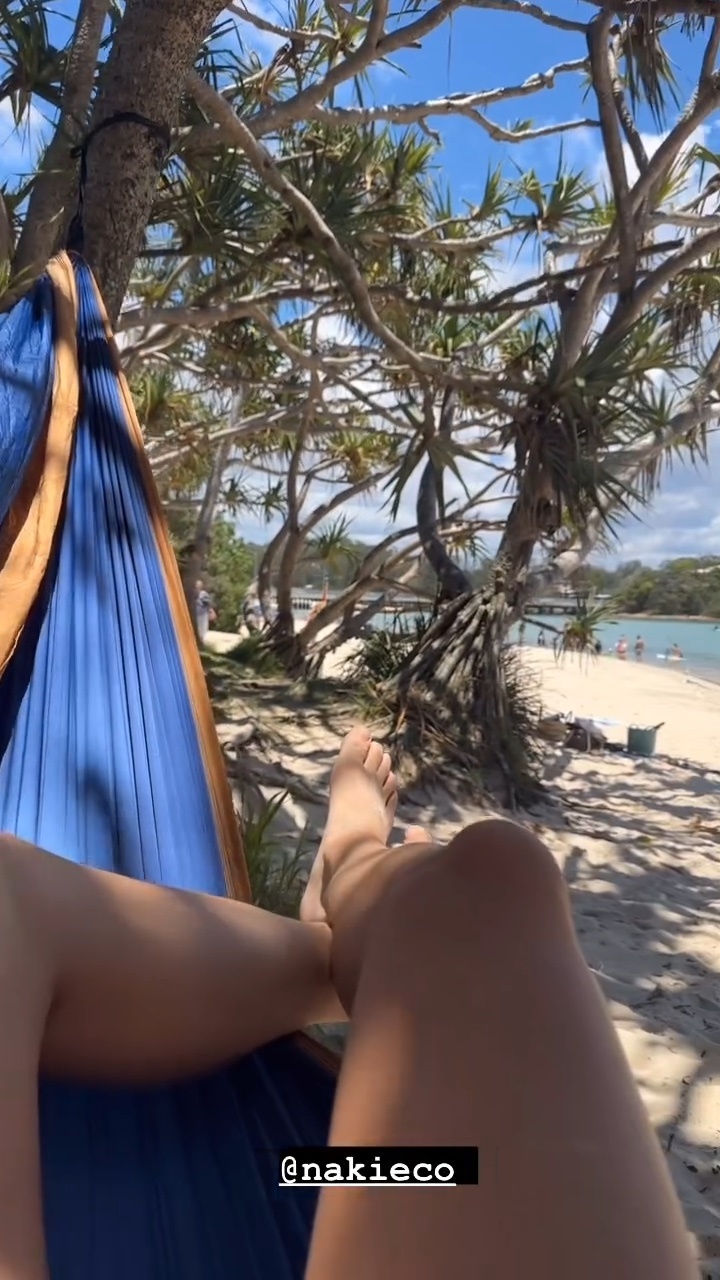 samantha mcglone feet