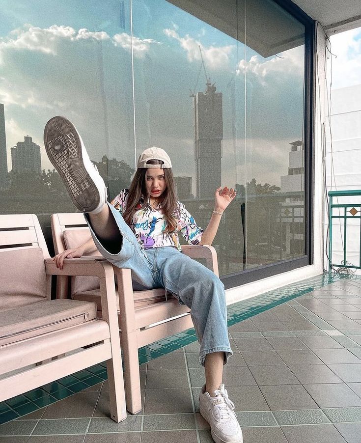 samantha melanie coates feet 4