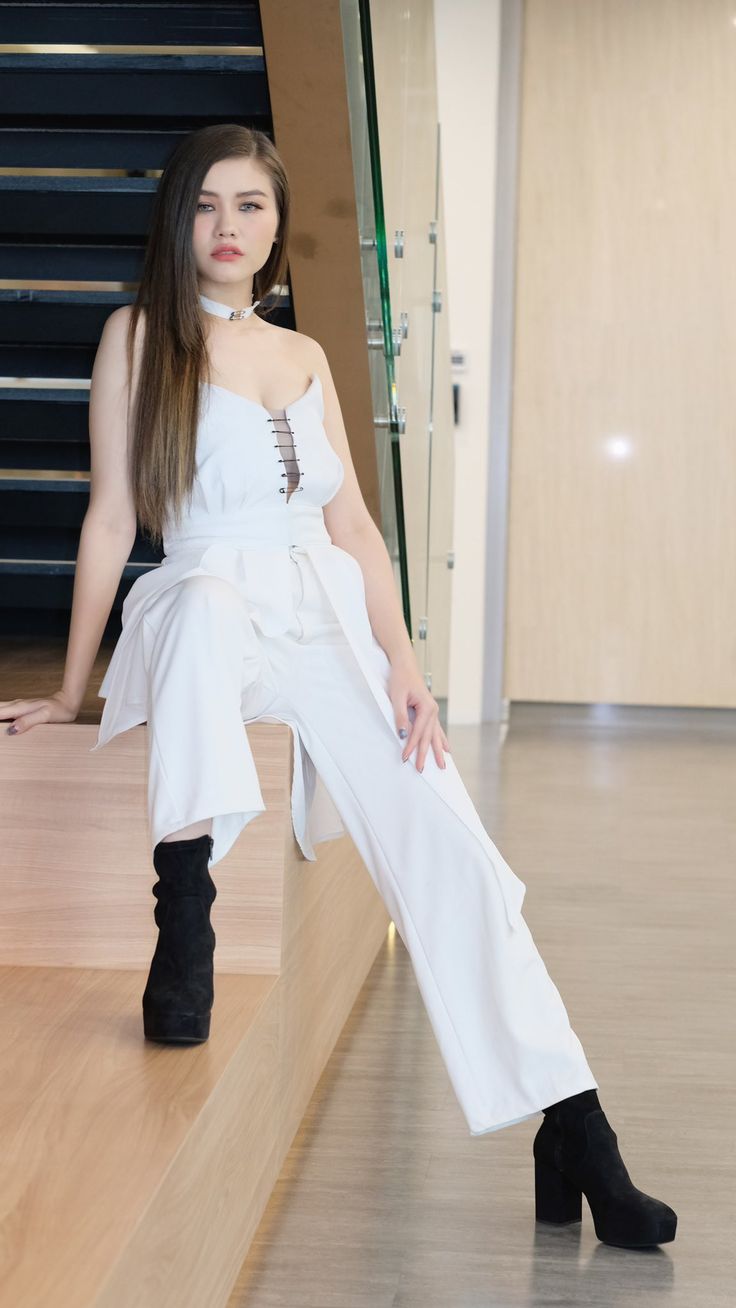 samantha melanie coates feet 5