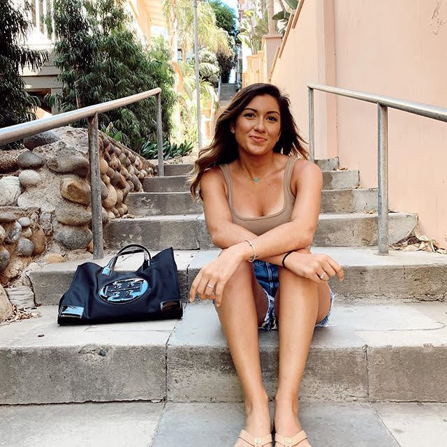 samantha michele miani feet