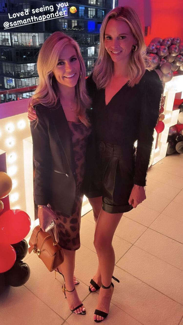 samantha ponder feet 5