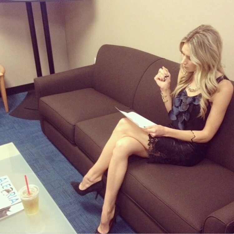 samantha schacher feet 1