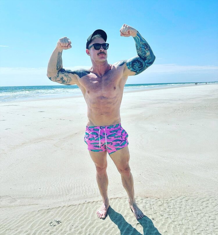 samantha shaw feet 3