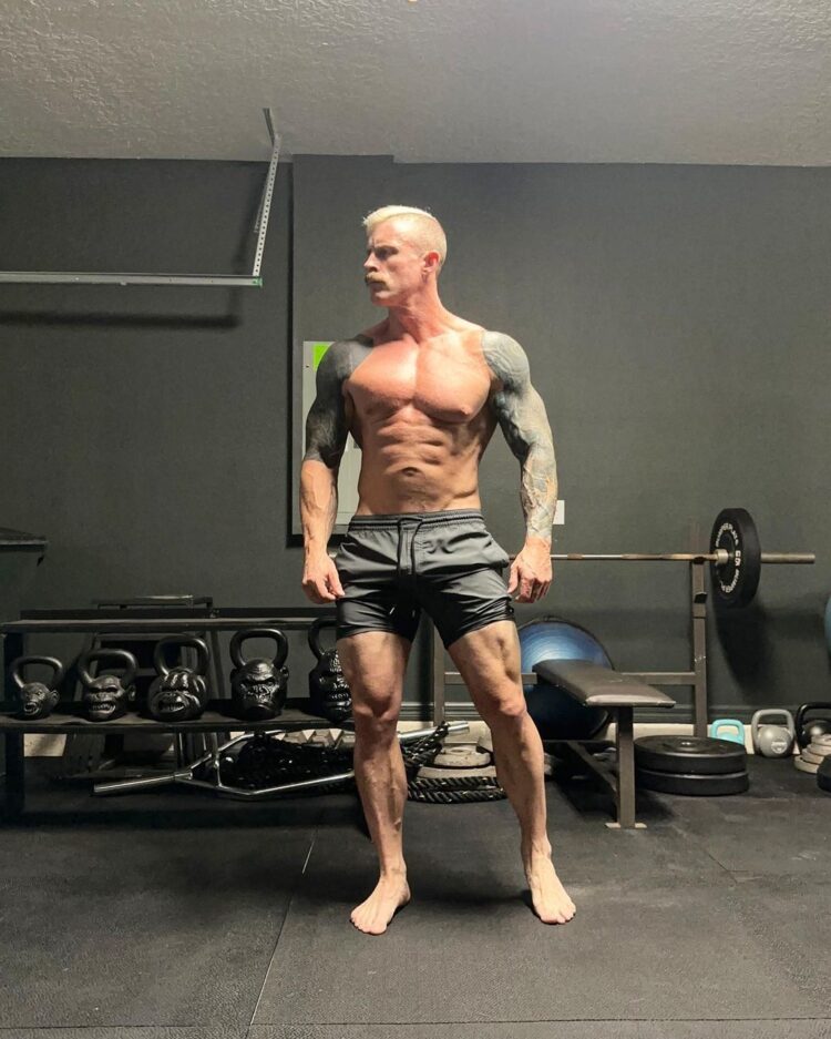 samantha shaw feet 6