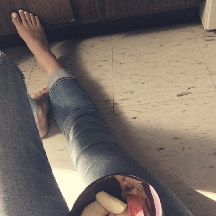 samantha swanson feet 2