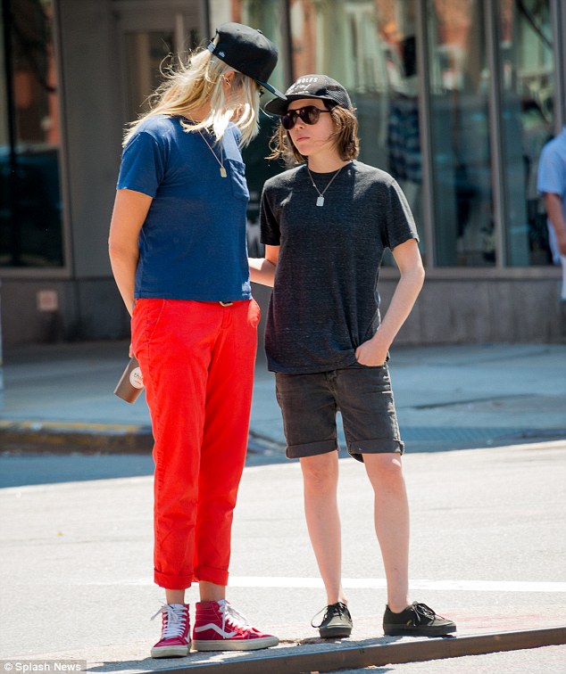 samantha thomas feet 3