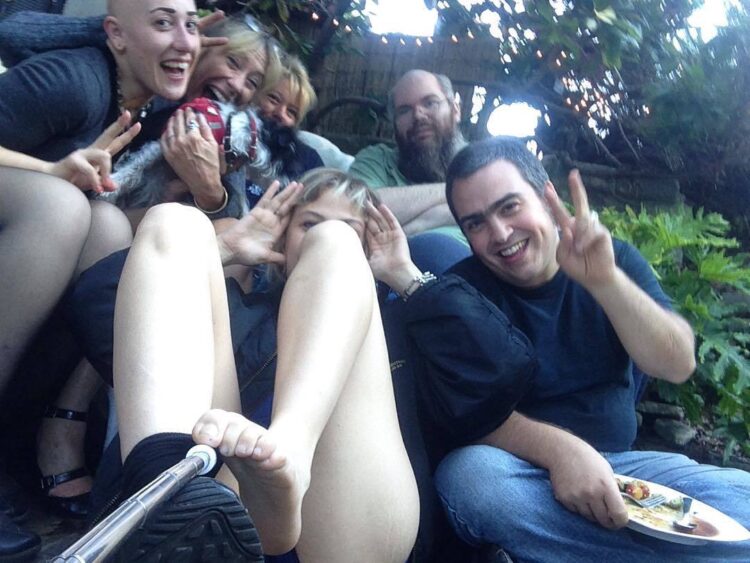 samantha urbani feet 2