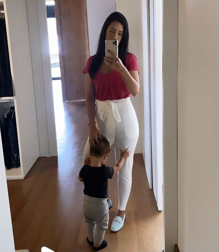 samia marsili feet 3