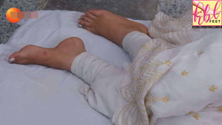 samiksha jaiswal feet 2