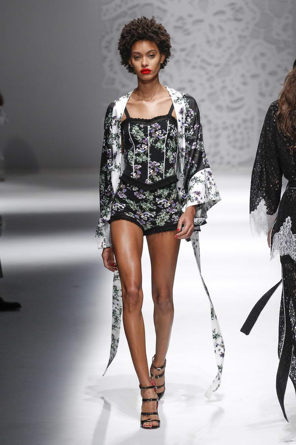 samile bermannelli feet 2