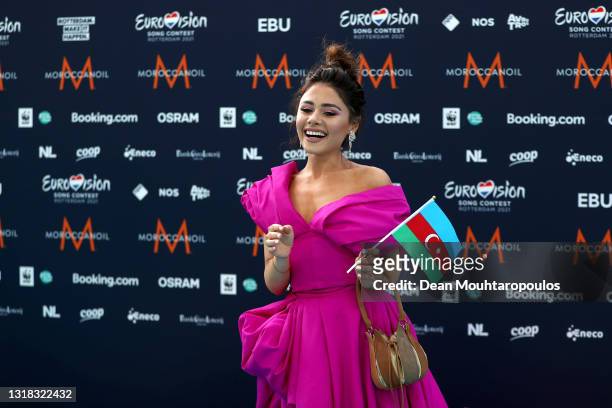 samira azer gizi efendiyeva feet 5