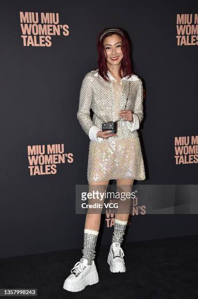 sammi cheng sau man feet 2