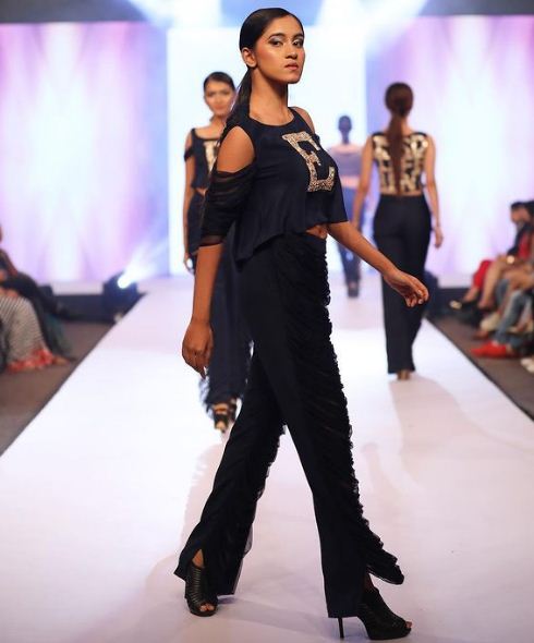 samruddhi jadhav feet 4