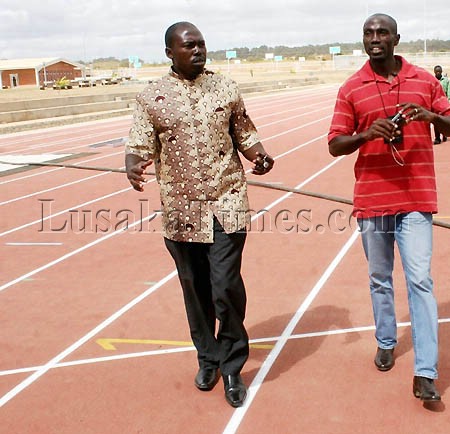 samuel matete feet 4