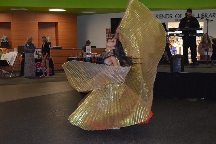 sandi crystal ball feet 2